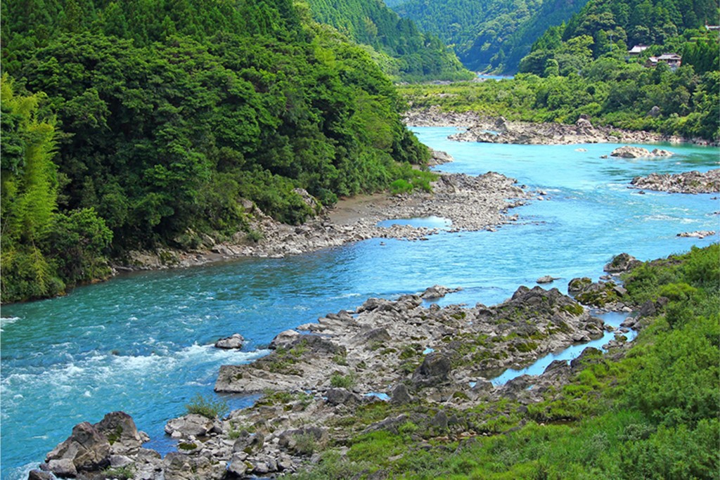徳島を流れる川