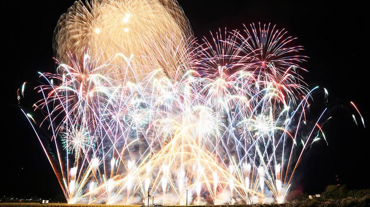 花火の里あさかわ　刈上げ豊秋花火