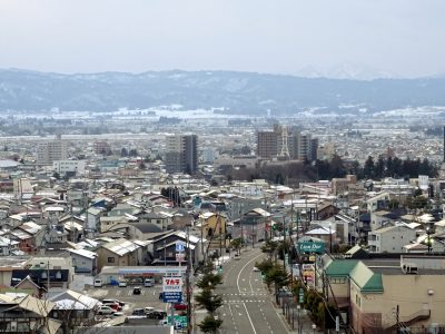 福島県会津若松市の市街地の風景