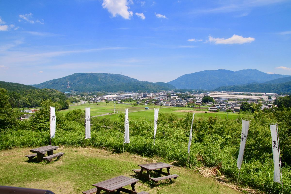 岐阜県関ケ原町にある関ケ原古戦場決戦地・石田三成本陣と町並み