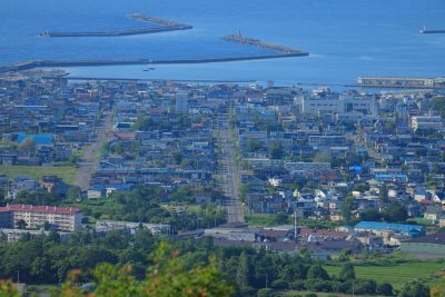 北海道岩内町の市街地の風景