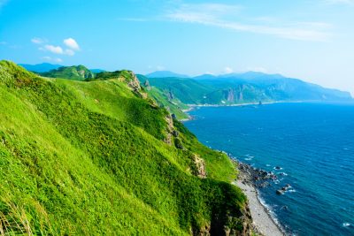 北海道積丹町の神威岬と海の壮大な景色