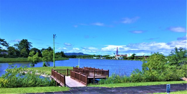新篠津村にあるしのつ湖の景色