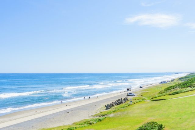 茨城県鉾田市の鹿嶋灘沿いのビーチと海