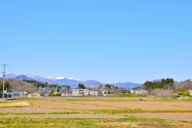 宮城県富谷市の田舎の街並みと畑の風景