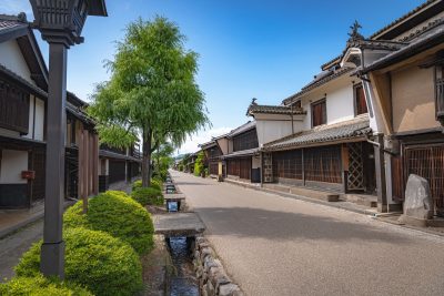 長野県東御市の海野宿と伝統的な家屋の町並み