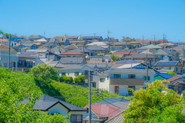 東京都日野市の街並み「日野市の街並みと青空」