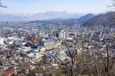 山形県天童市の市街地の全景と町並み